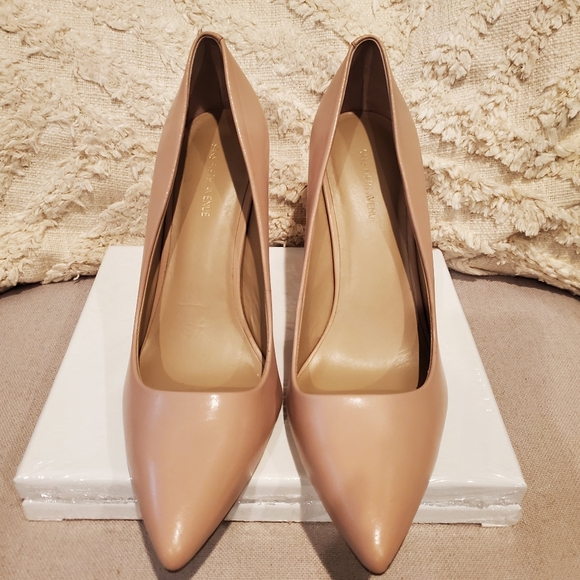 Saks Fifth Avenue Heels - Picture 3 of 10